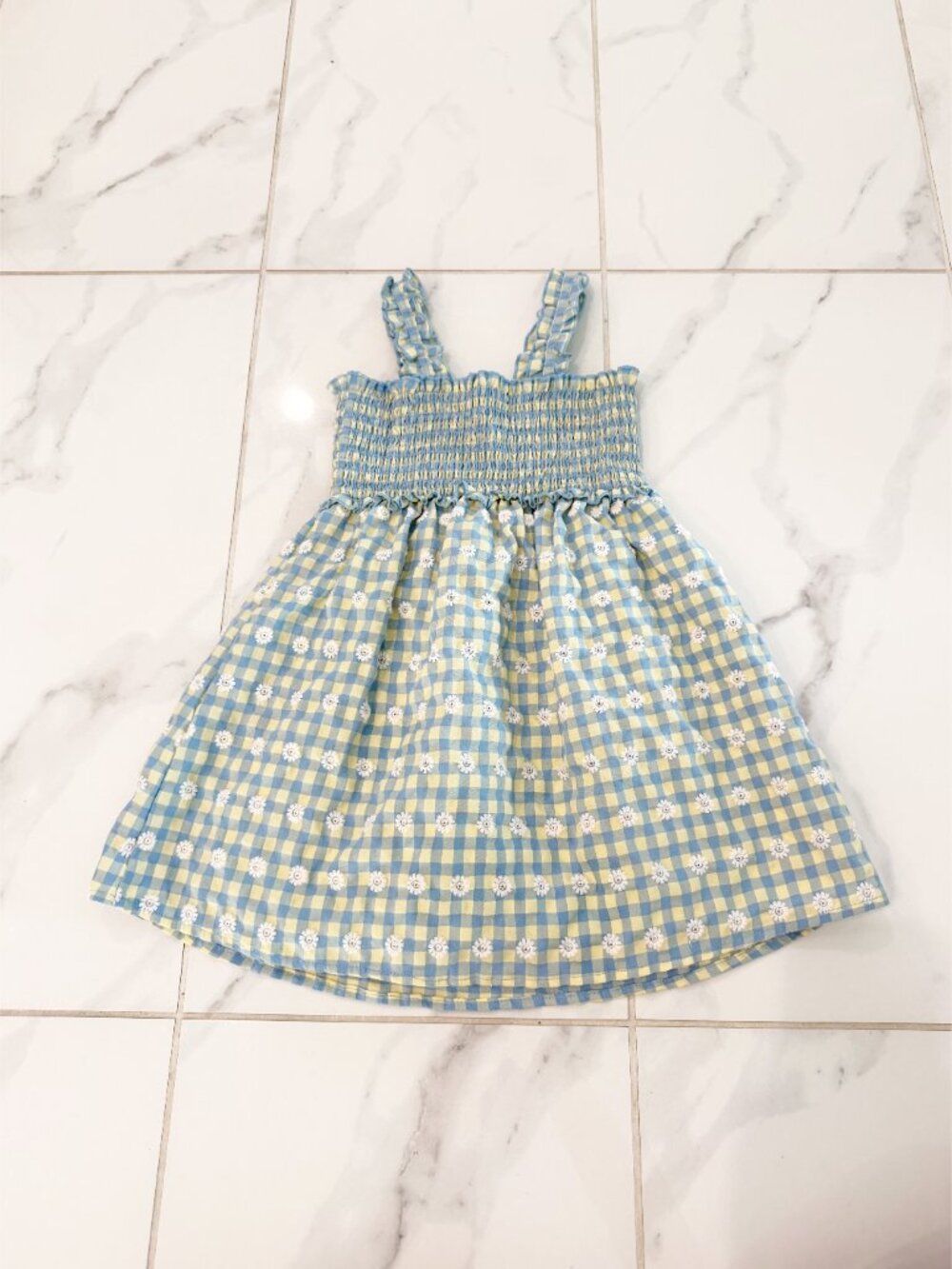 Zara Gingham Daisy Print Smock Sundress girls 5 - Picture 4 of 10